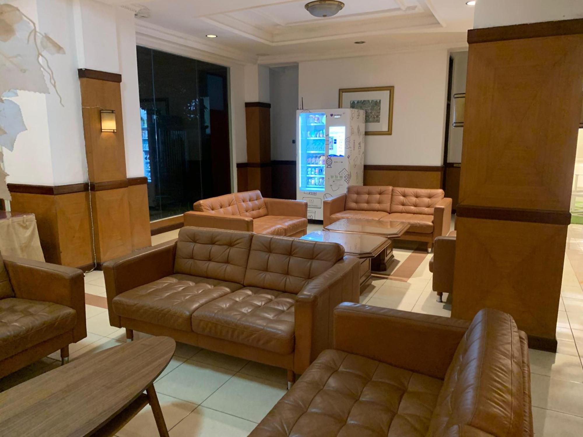 Enhaii Hotel Bandung Extérieur photo